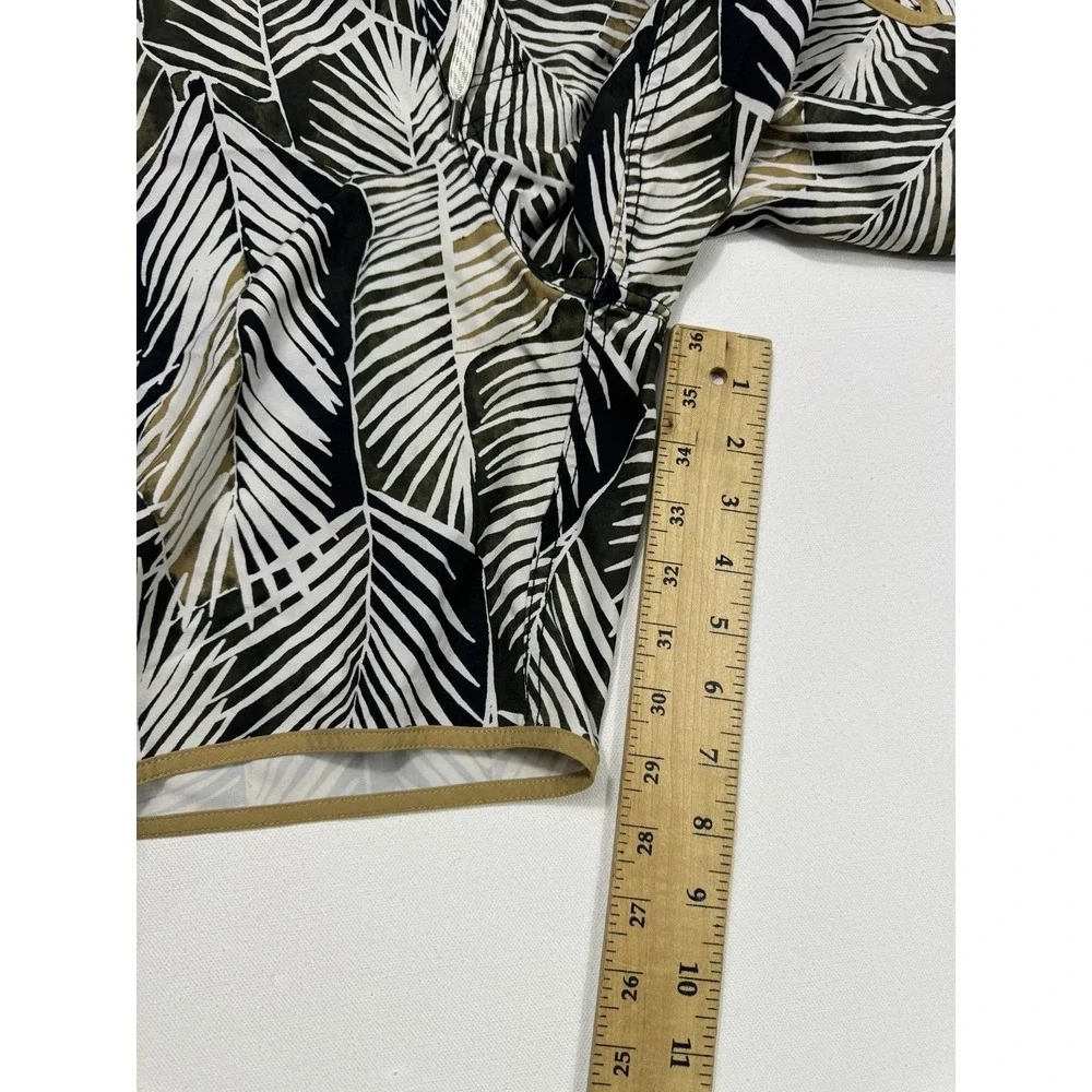Vuori Cruise Boardshorts Mens 30 Floral Swim Shorts V314 Beach Surf Trunks